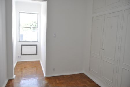 Apartamento para alugar com 120m², 4 quartos e 2 vagasQuarto 4