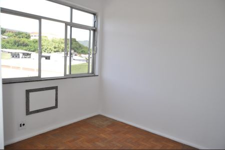 Apartamento para alugar com 120m², 4 quartos e 2 vagasQuarto