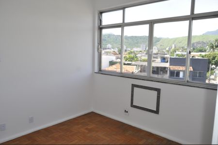 Apartamento para alugar com 120m², 4 quartos e 2 vagasQuarto 2