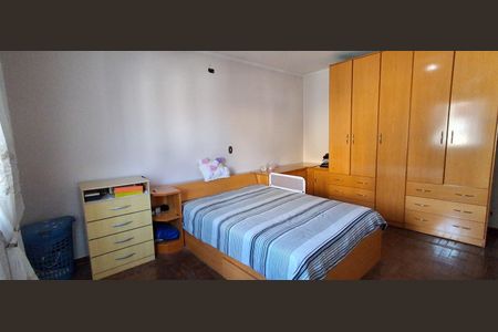 Casa à venda com 191m², 3 quartos e 3 vagasSuíte