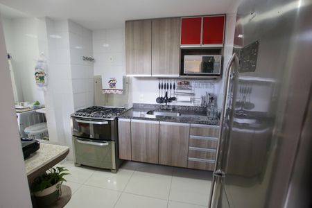 Casa de condomínio para alugar com 120m², 4 quartos e 2 vagasCozinha