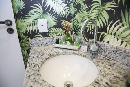 Casa de condomínio para alugar com 120m², 4 quartos e 2 vagasLavabo