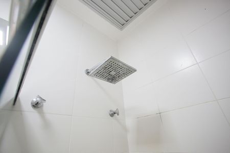 Casa de condomínio para alugar com 120m², 4 quartos e 2 vagasBanheiro Social