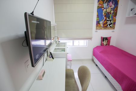 Casa de condomínio para alugar com 120m², 4 quartos e 2 vagasQuarto 2