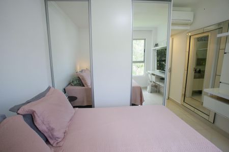 Casa de condomínio para alugar com 120m², 4 quartos e 2 vagasSuíte