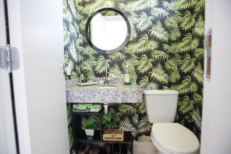 Casa de condomínio para alugar com 120m², 4 quartos e 2 vagasLavabo