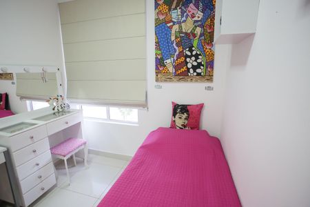 Casa de condomínio para alugar com 120m², 4 quartos e 2 vagasQuarto 2