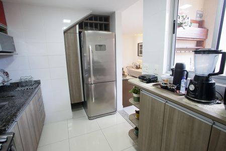 Casa de condomínio para alugar com 120m², 4 quartos e 2 vagasCozinha