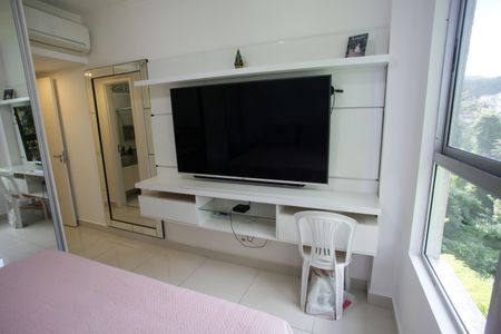 Casa de condomínio para alugar com 120m², 4 quartos e 2 vagasSuíte