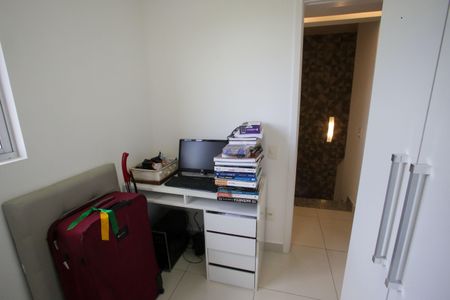 Casa de condomínio para alugar com 120m², 4 quartos e 2 vagasQuarto 1