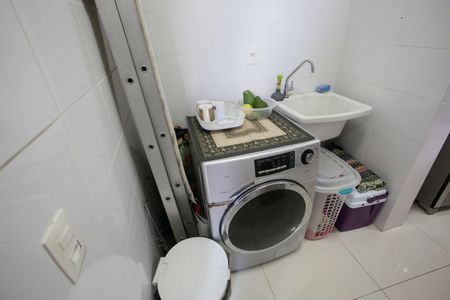 Casa de condomínio para alugar com 120m², 4 quartos e 2 vagasÁrea de Serviço