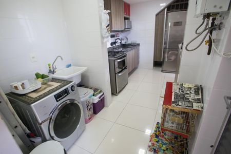 Casa de condomínio para alugar com 120m², 4 quartos e 2 vagasÁrea de Serviço