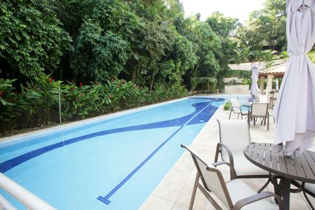 Casa de condomínio para alugar com 120m², 4 quartos e 2 vagasÁrea comum - Piscina