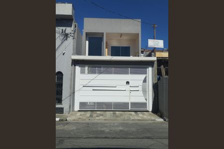Casa à venda com 140m², 3 quartos e 2 vagasFachada