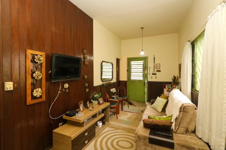 Casa à venda com 130m², 4 quartos e 3 vagasSala