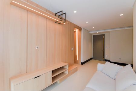 Apartamento à venda com 100m², 2 quartos e 1 vagaSala