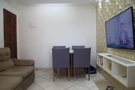 Apartamento à venda com 64m², 2 quartos e 1 vagaSala 
