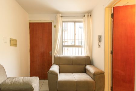 Sala de apartamento à venda com 2 quartos, 48m² em Rubem Berta, Porto Alegre