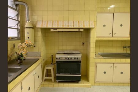 Apartamento à venda com 269m², 4 quartos e 2 vagas