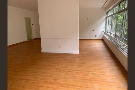 Apartamento à venda com 269m², 4 quartos e 2 vagas