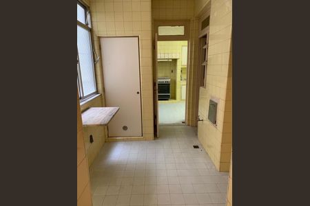 Apartamento à venda com 269m², 4 quartos e 2 vagas