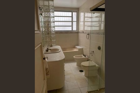 Apartamento à venda com 269m², 4 quartos e 2 vagas