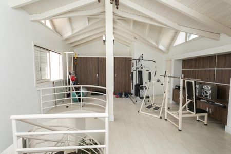 Casa à venda com 500m², 5 quartos e 6 vagasMesanino - Academia