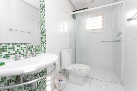 Casa à venda com 500m², 5 quartos e 6 vagasBanheiro 1