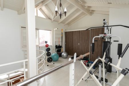 Casa à venda com 500m², 5 quartos e 6 vagasMesanino - Academia