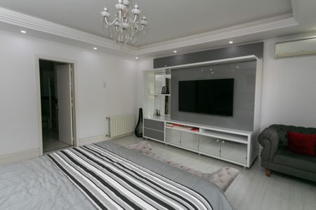 Casa à venda com 500m², 5 quartos e 6 vagasSuite 3