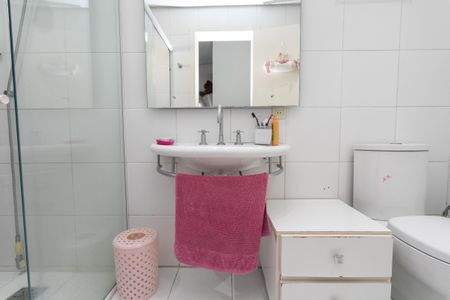 Casa à venda com 500m², 5 quartos e 6 vagasBanheiro da Suite 1