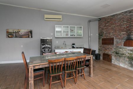 Casa à venda com 500m², 5 quartos e 6 vagasFundos churrasqueira