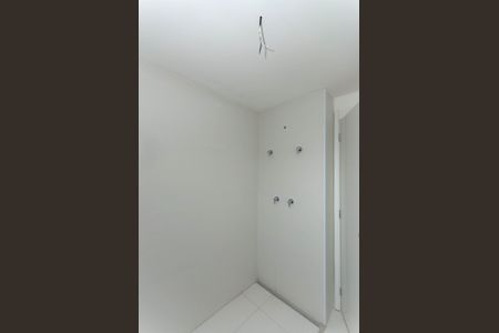 Apartamento à venda com 261m², 4 quartos e 3 vagas Apartamento à venda com 261m², 4 quartos e 3 vagasBanheiro do quarto 4 Suíte
