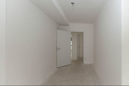 Apartamento à venda com 261m², 4 quartos e 3 vagas Apartamento à venda com 261m², 4 quartos e 3 vagasQuarto 4 Suíte Master