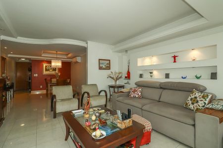 Apartamento à venda com 121m², 2 quartos e 2 vagasSala