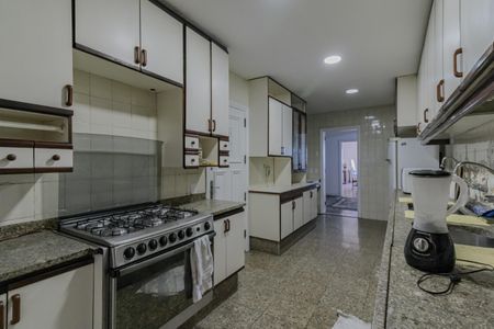 Apartamento para alugar com 265m², 4 quartos e 1 vagaCozinha