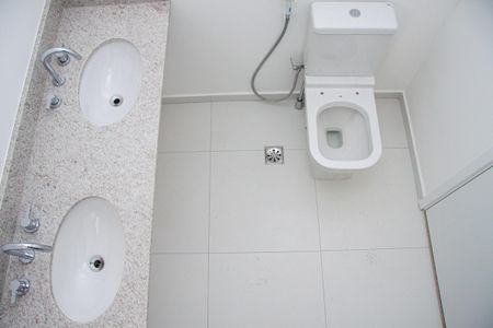 Apartamento à venda com 144m², 3 quartos e sem vagaBanheiro da Suíte 2