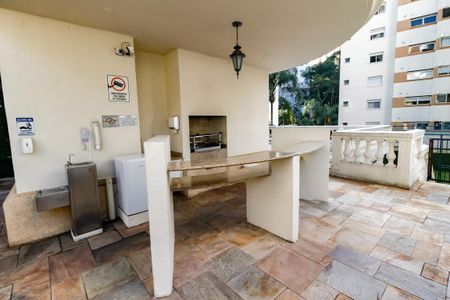 Apartamento à venda com 108m², 3 quartos e 2 vagas Apartamento à venda com 108m², 3 quartos e 2 vagasÁrea comum - Churrasqueira 1