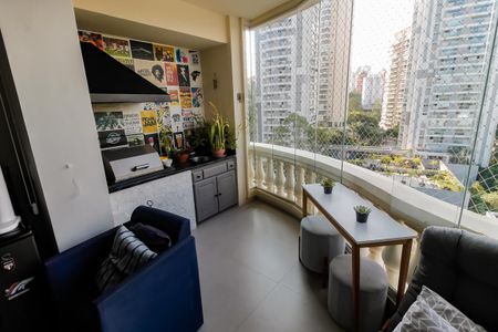 Apartamento à venda com 108m², 3 quartos e 2 vagas Apartamento à venda com 108m², 3 quartos e 2 vagasVaranda da Sala