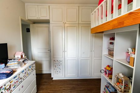 Apartamento à venda com 108m², 3 quartos e 2 vagas Apartamento à venda com 108m², 3 quartos e 2 vagasQuarto 1 - Armários