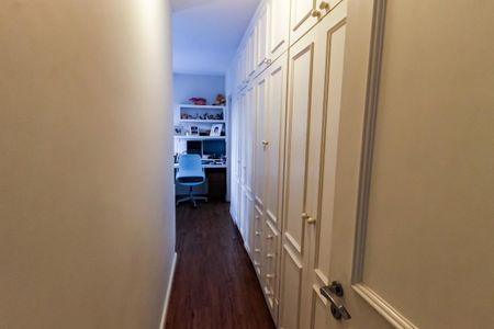 Apartamento à venda com 108m², 3 quartos e 2 vagas Apartamento à venda com 108m², 3 quartos e 2 vagasCloset da Suíte