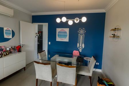 Apartamento à venda com 108m², 3 quartos e 2 vagas Apartamento à venda com 108m², 3 quartos e 2 vagasDetalhe Sala