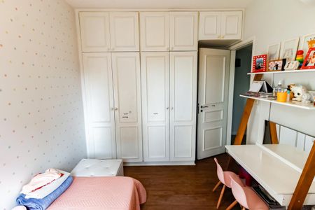 Apartamento à venda com 108m², 3 quartos e 2 vagas Apartamento à venda com 108m², 3 quartos e 2 vagasQuarto 2 - Armários