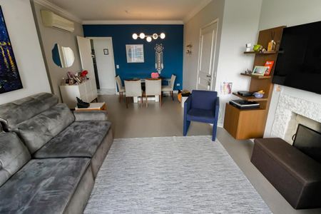 Apartamento à venda com 108m², 3 quartos e 2 vagas Apartamento à venda com 108m², 3 quartos e 2 vagasSala