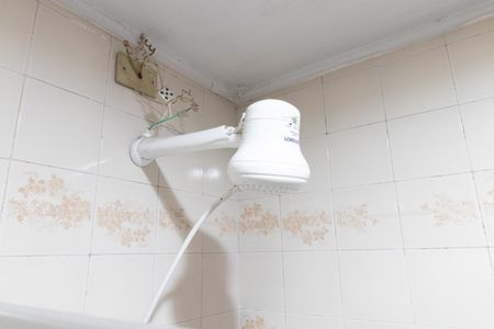 Casa à venda com 160m², 4 quartos e 2 vagas Casa à venda com 160m², 4 quartos e 2 vagasBanheiro Social