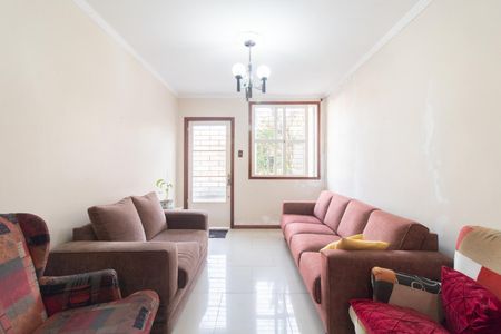 Casa à venda com 160m², 4 quartos e 2 vagas Casa à venda com 160m², 4 quartos e 2 vagasSala