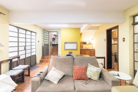 Casa à venda com 160m², 4 quartos e 2 vagas Casa à venda com 160m², 4 quartos e 2 vagasSala 2