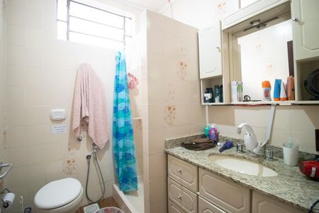 Casa à venda com 160m², 4 quartos e 2 vagas Casa à venda com 160m², 4 quartos e 2 vagasBanheiro da Suíte 1