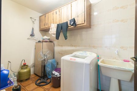 Casa à venda com 160m², 4 quartos e 2 vagas Casa à venda com 160m², 4 quartos e 2 vagasÁrea de Serviço