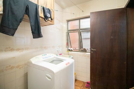 Casa à venda com 160m², 4 quartos e 2 vagas Casa à venda com 160m², 4 quartos e 2 vagasÁrea de Serviço